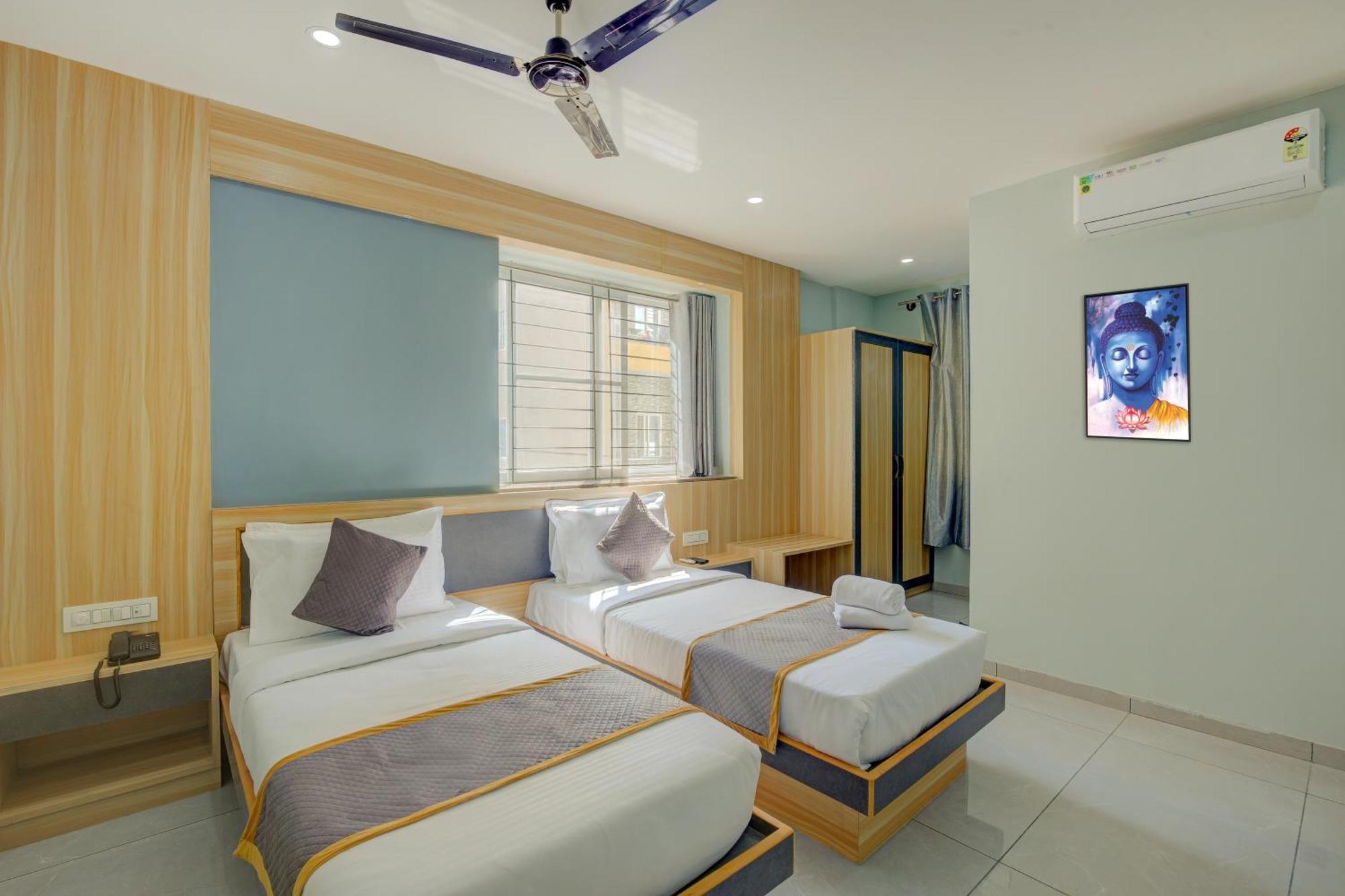 Hotel Park Lane Yelahanka Bengalúr Exteriér fotografie