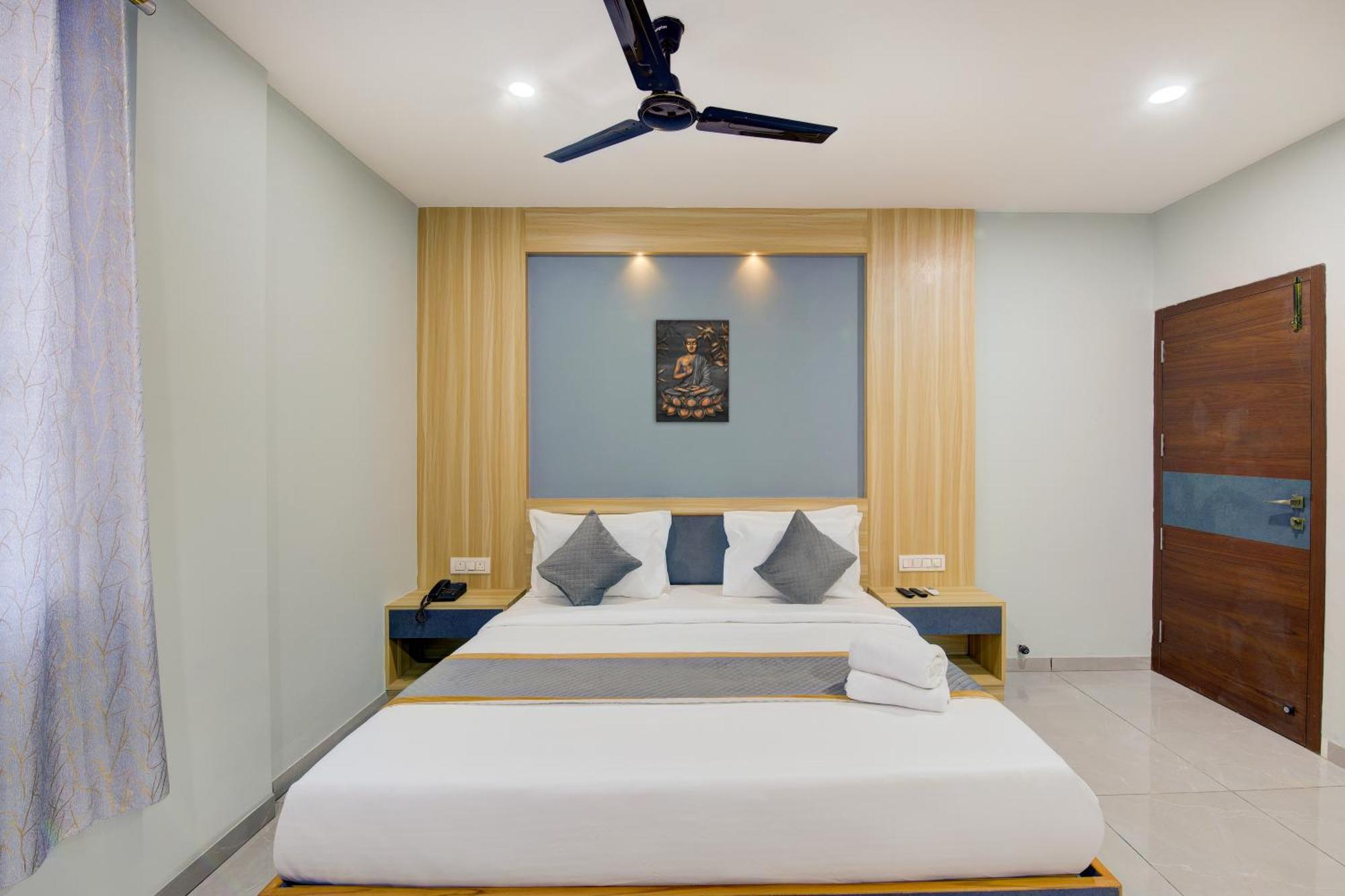 Hotel Park Lane Yelahanka Bengalúr Exteriér fotografie